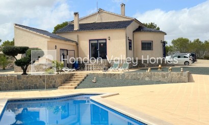 Villa - Resale - Hondón de los Fráiles - HVHC-LOMAS1HF