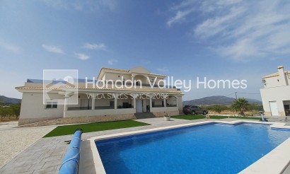 Villa - Resale - Pinoso - Pinoso