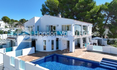 Villa - Wiederverkauf - Benissa - Benissa