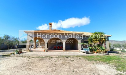 Villa - Wiederverkauf - Hondón de los Fráiles - Hondón de los Fráiles