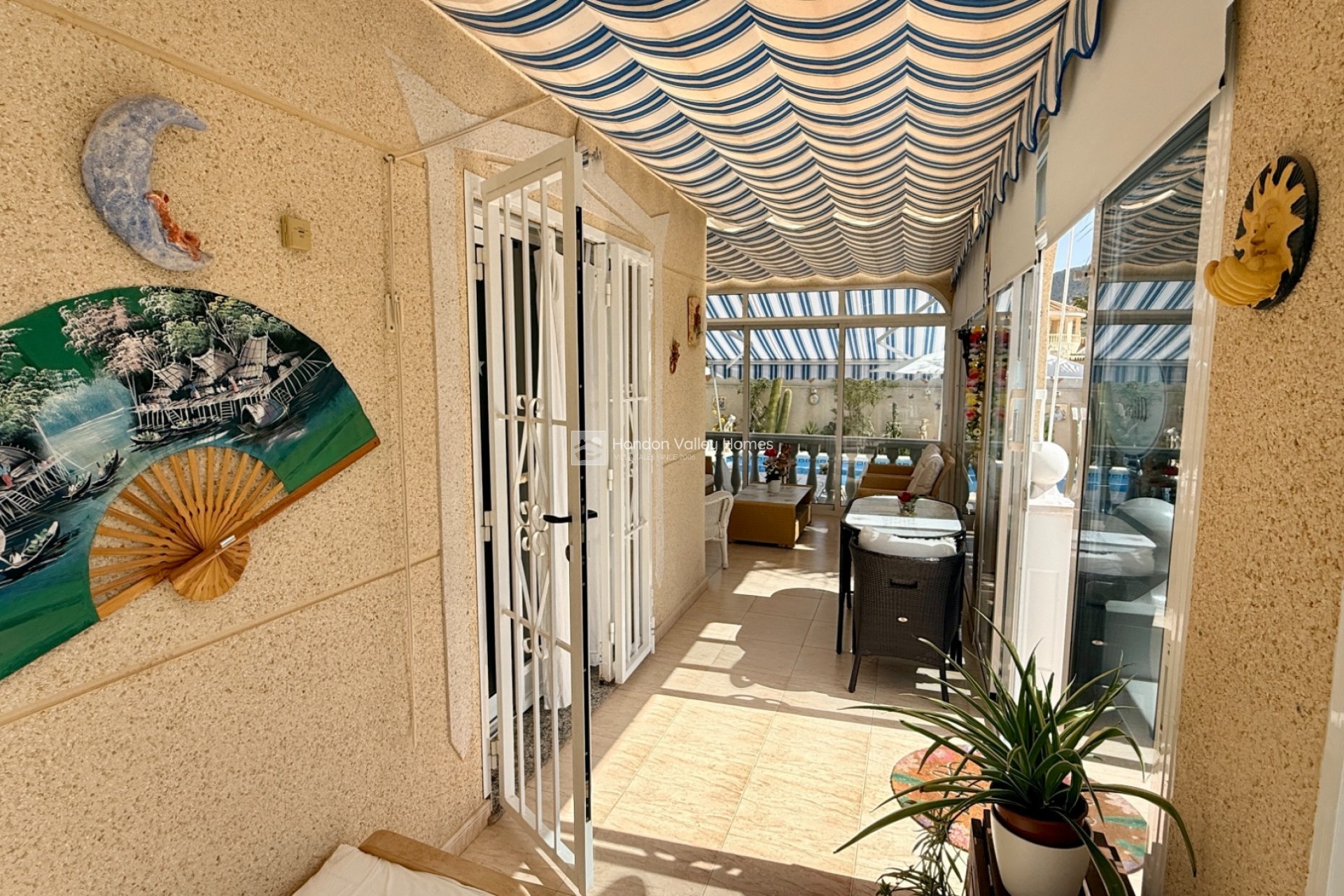 Wiederverkauf - 4. House - Detached Villa - Hondón de las Nieves