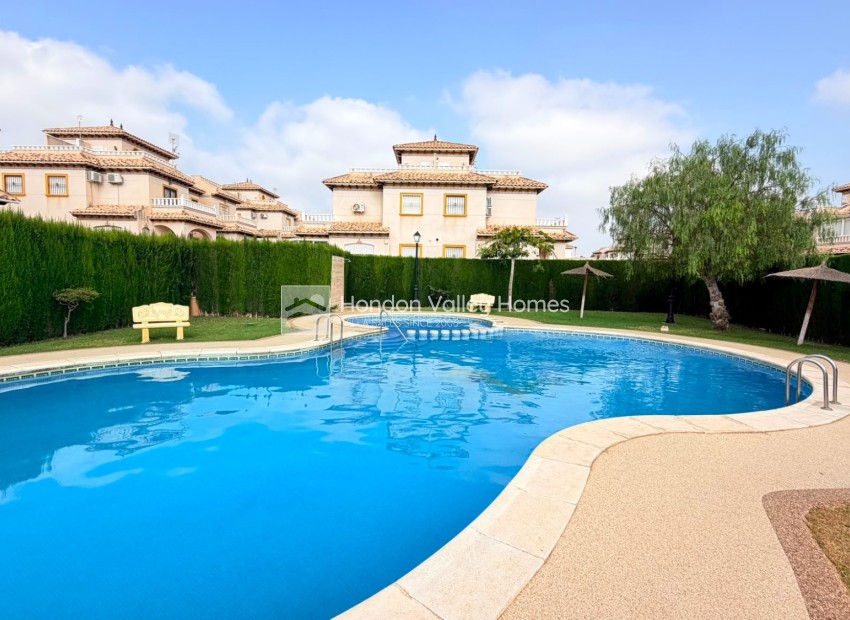 Wiederverkauf - Semi Detached Villa - Lomas de Cabo Roig - Orihuela Costa