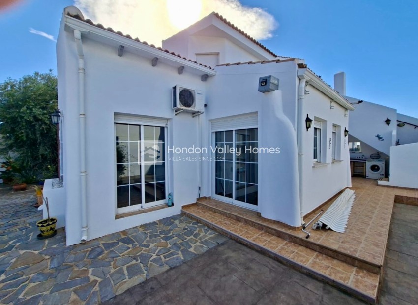 Wiederverkauf - Villa - Detached - Fortuna