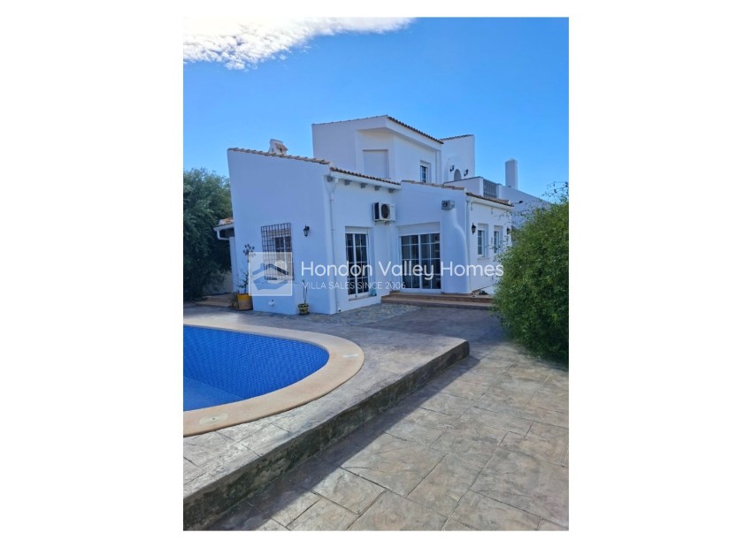 Wiederverkauf - Villa - Detached - Fortuna