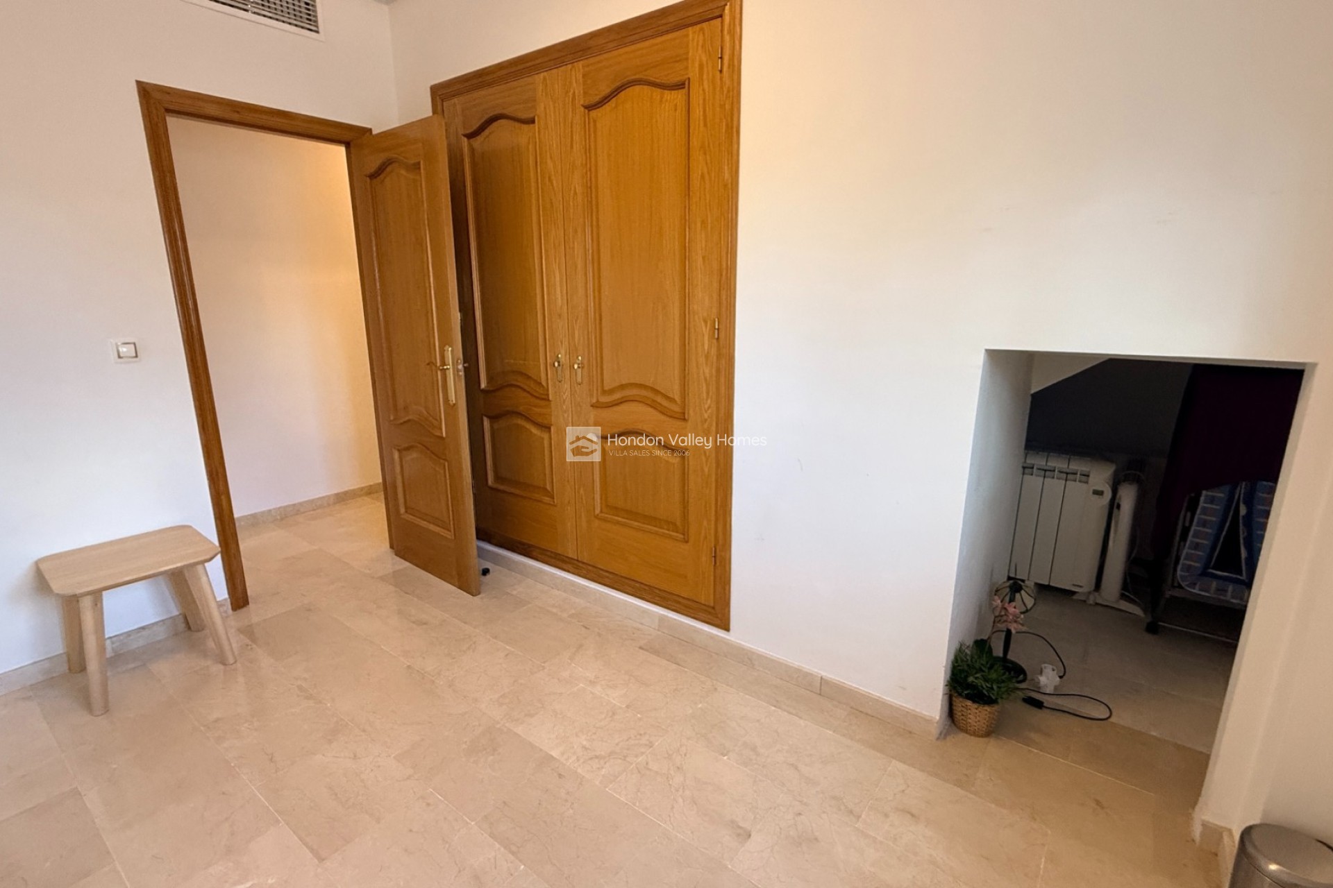 Wiederverkauf - Villa - Detached - Hondón de las Nieves