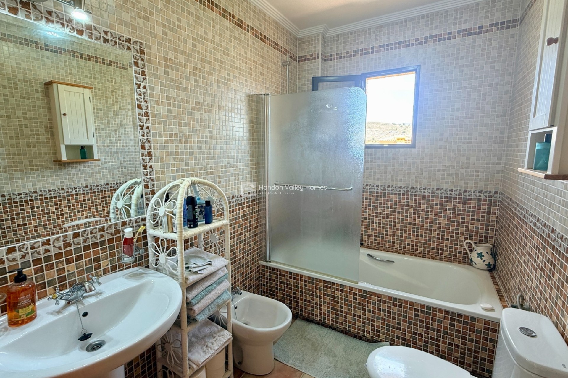 Wiederverkauf - Villa - Detached - Hondón de las Nieves