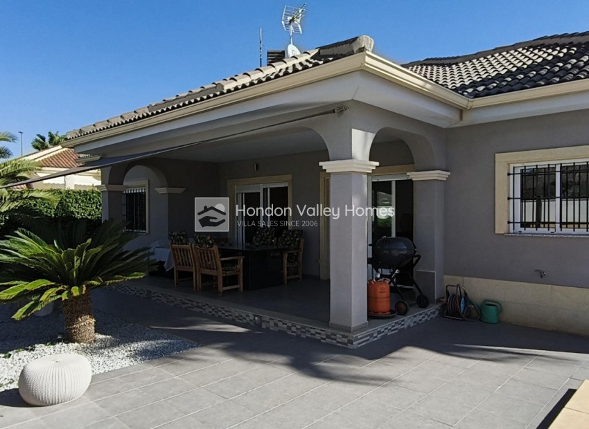 Wiederverkauf - Villa - Detached - La Romana