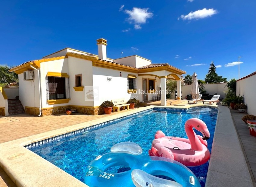 Wiederverkauf - Villa - Hondón de las Nieves - La Montañosa
