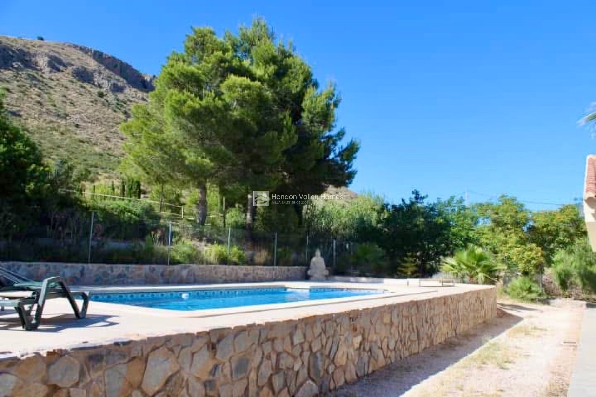 Wiederverkauf - Villa - Hondón de las Nieves