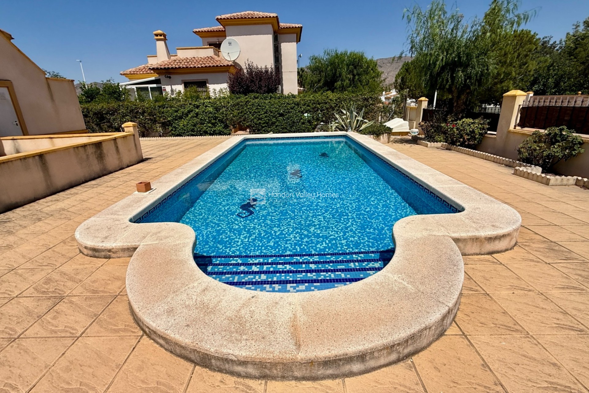 Wiederverkauf - Villa - Hondón de las Nieves