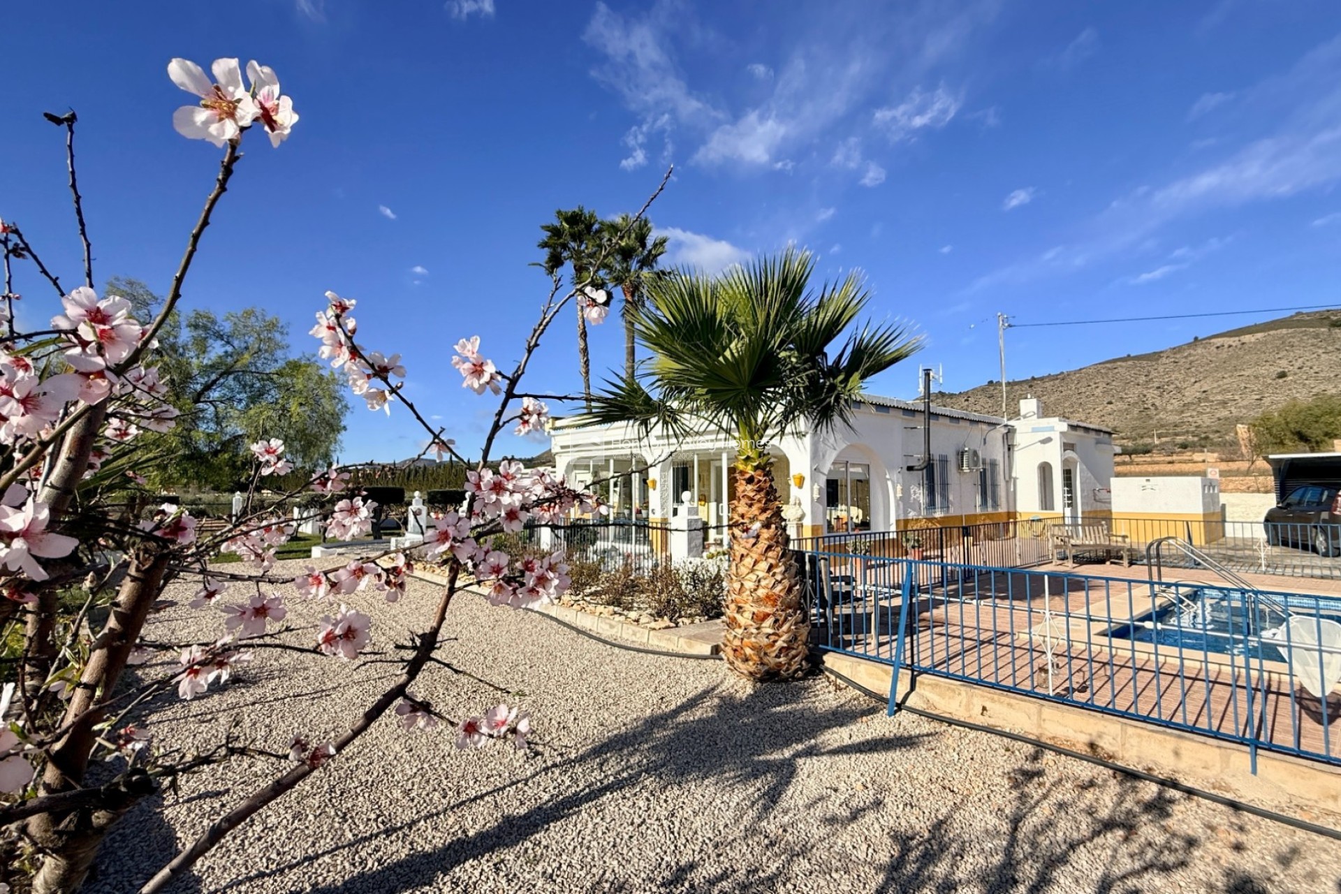 Wiederverkauf - Villa - Hondón de las Nieves