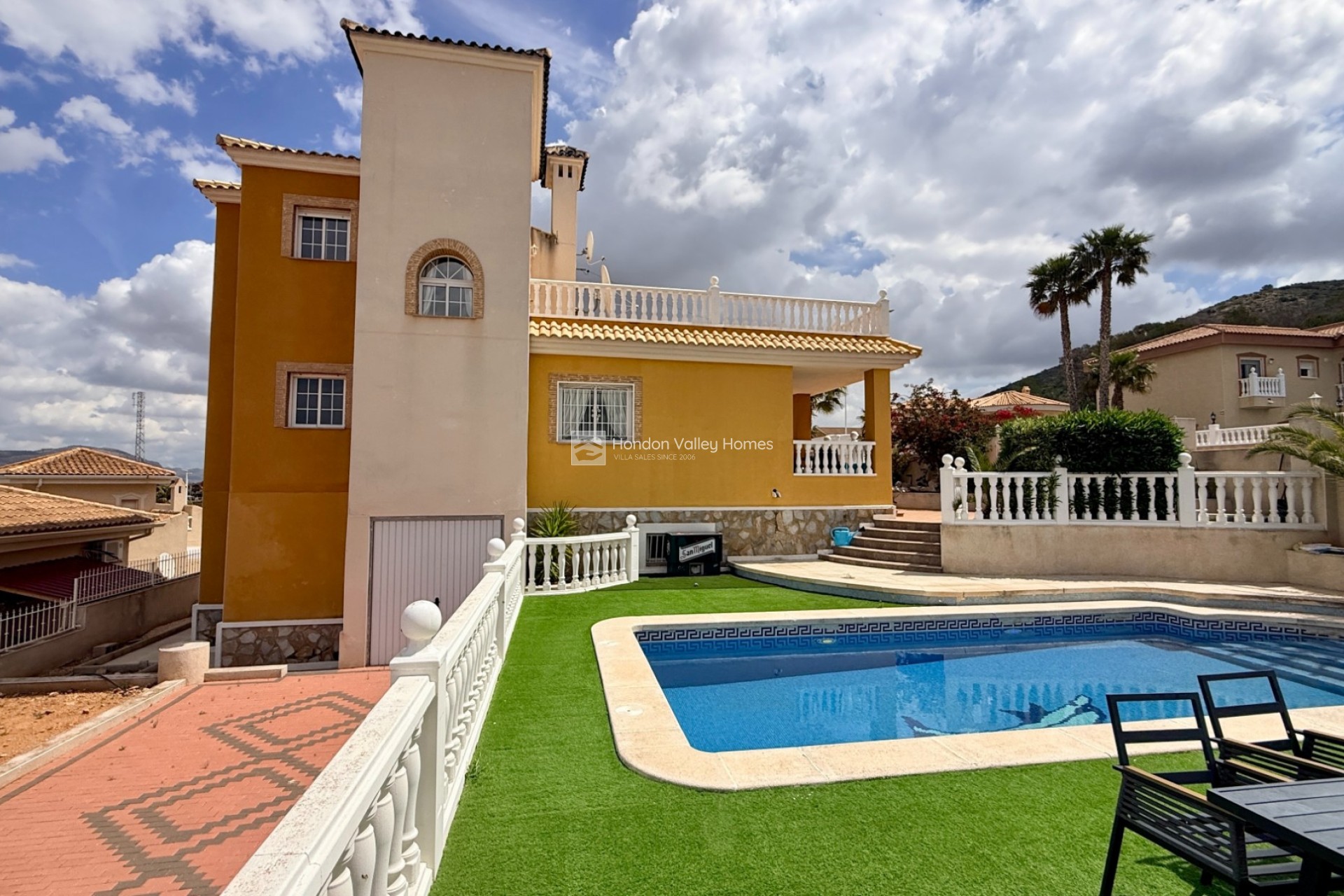 Wiederverkauf - Villa - Hondón de las Nieves