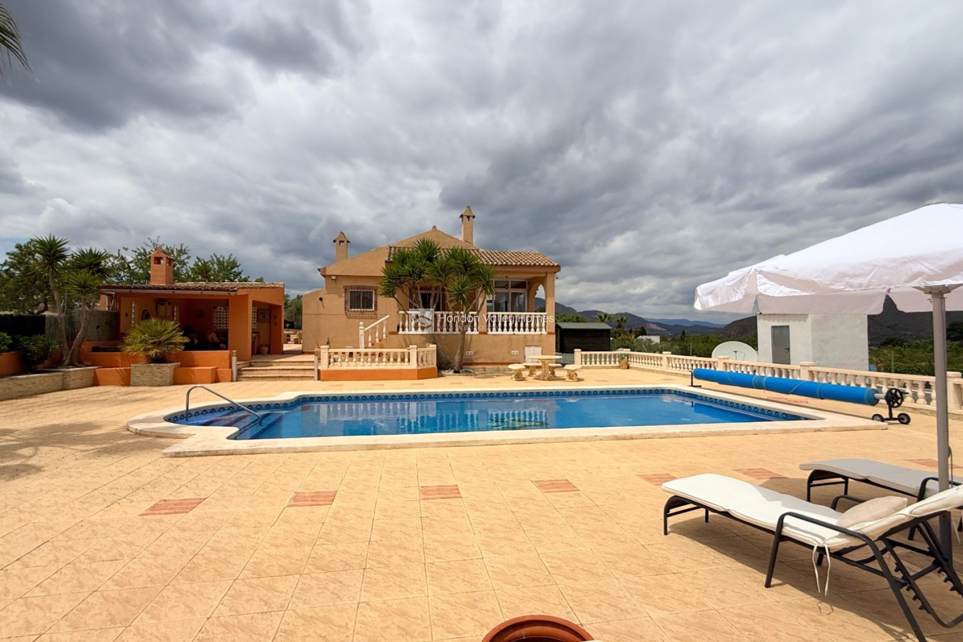 Wiederverkauf - Villa - Hondón de los Fráiles