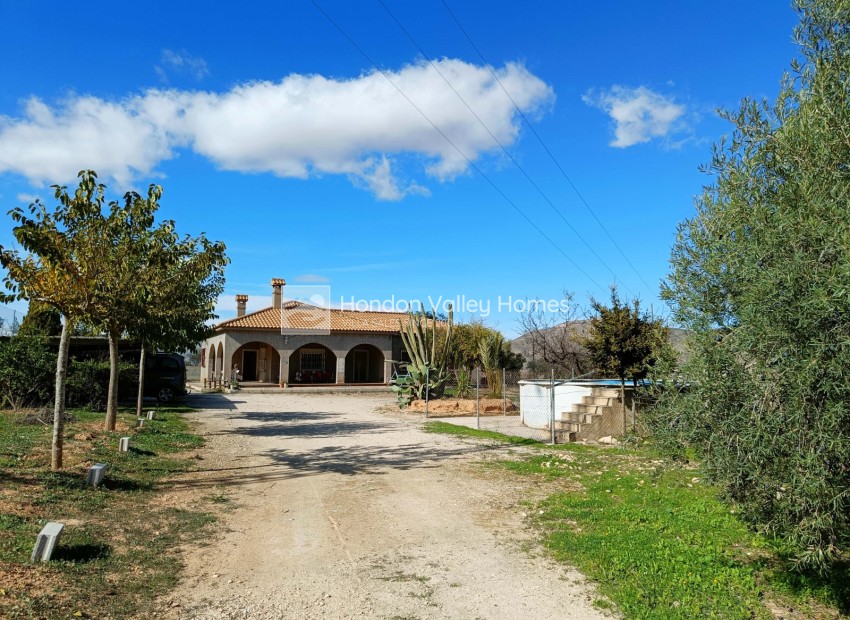 Wiederverkauf - Villa - Hondón de los Fráiles