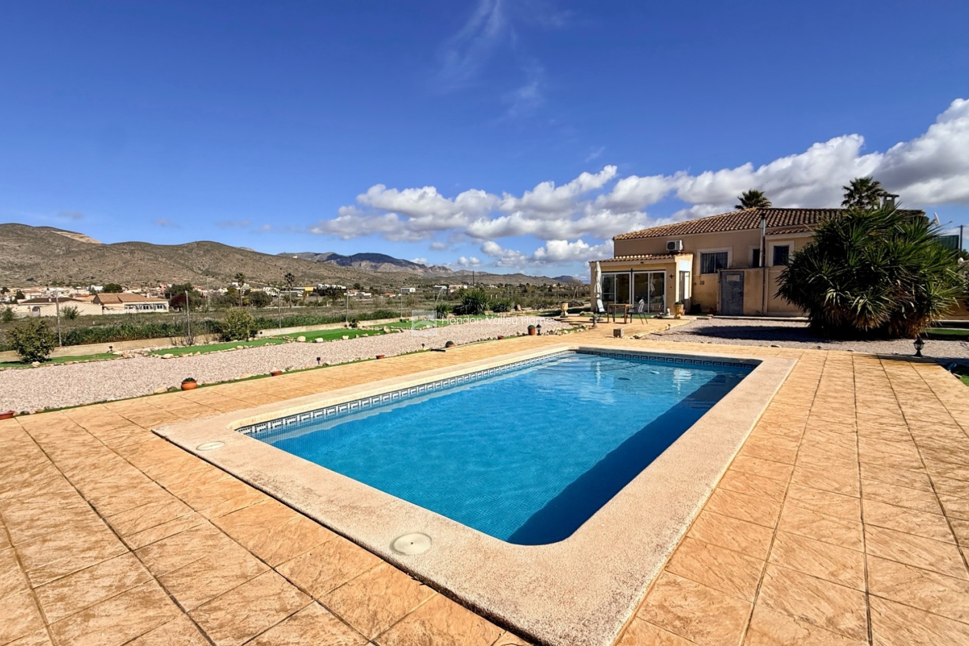 Wiederverkauf - Villa - Hondón de los Fráiles