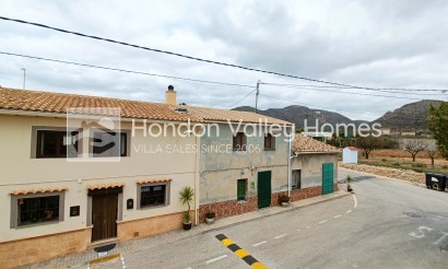 Reventa - Town house - Hondón de los Fráiles