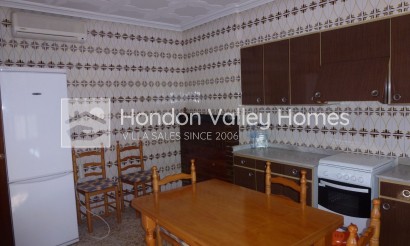 Reventa - Country home - La Canalosa