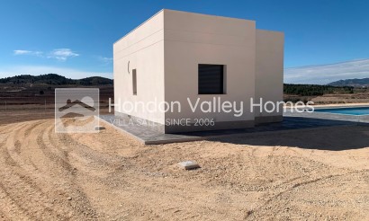 Obra Nueva / En Proyecto - Villa - Pinoso