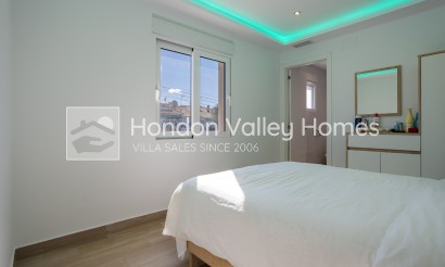 Herverkoop - Town house - Torrevieja - Urbanización San Luis