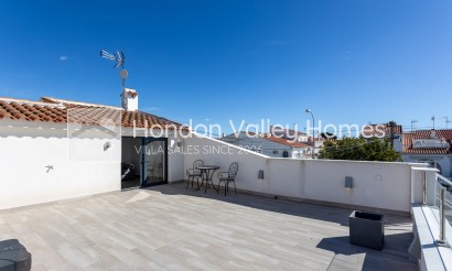 Herverkoop - Town house - Torrevieja - Urbanización San Luis