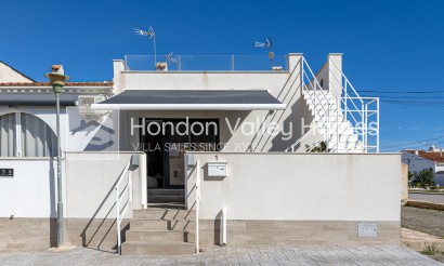 Herverkoop - Town house - Torrevieja - Urbanización San Luis