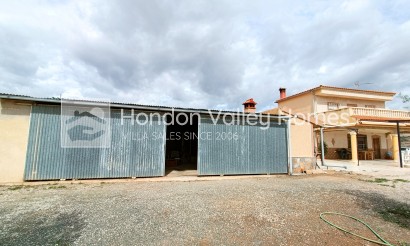 Resale - Villa - Hondón de las Nieves