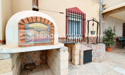 Resale - Villa - Hondón de las Nieves