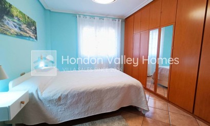 Resale - Villa - HONDON DE LOS FRAILES