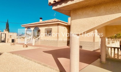 Resale - Villa - Macisvenda