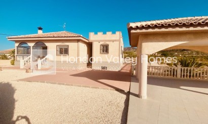 Resale - Villa - Macisvenda