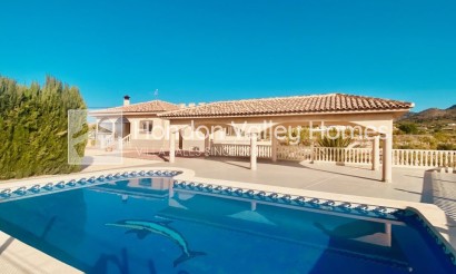 Resale - Villa - Macisvenda
