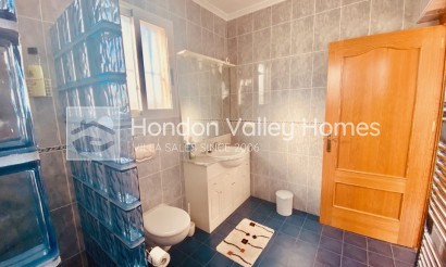 Resale - Villa - Macisvenda