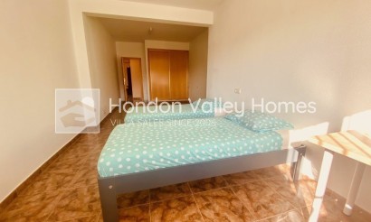 Resale - Villa - Macisvenda