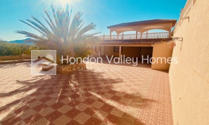 Resale - Villa - Macisvenda