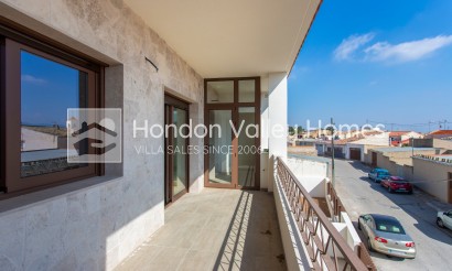 Neubau / In Entwicklung - Apartment - La Canalosa