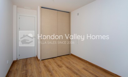 Neubau / In Entwicklung - Apartment - La Canalosa