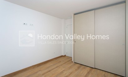 Neubau / In Entwicklung - Apartment - La Canalosa