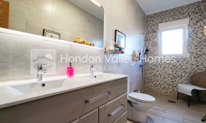 Reventa - Villa - Hondón de los Fráiles