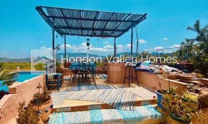 Resale - Villa - HONDON DE LAS NIEVES