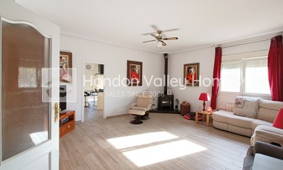 Reventa - Villa - Hondón de los Fráiles
