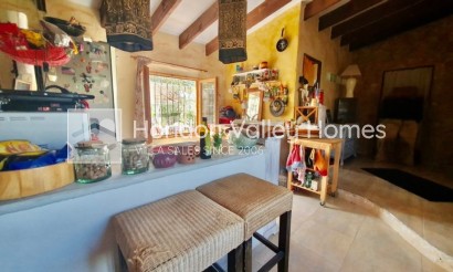 Resale - Villa - HONDON DE LAS NIEVES