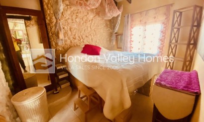 Resale - Villa - HONDON DE LAS NIEVES