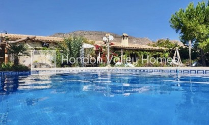 Resale - Villa - HONDON DE LAS NIEVES