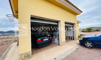 Resale - Villa - PINOSO