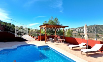 Resale - Villa - Pinoso