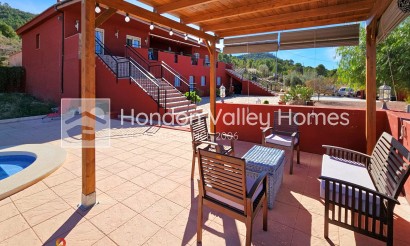 Resale - Villa - Pinoso