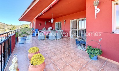 Resale - Villa - Pinoso