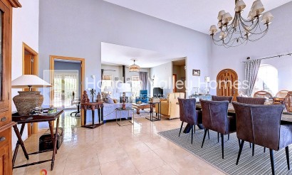 Resale - Villa - Pinoso
