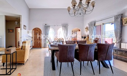 Resale - Villa - Pinoso