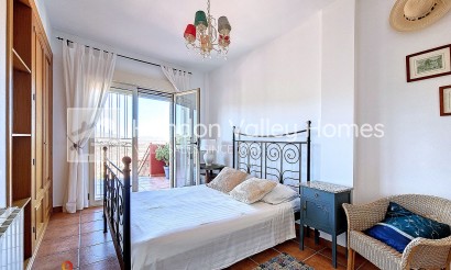 Resale - Villa - Pinoso